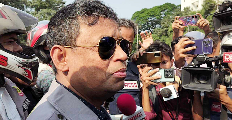 প্রধান বিচারপতির বাসায় ভাঙচুর-আইডিবি ভবনে আগুন দিয়েছে বিএনপি