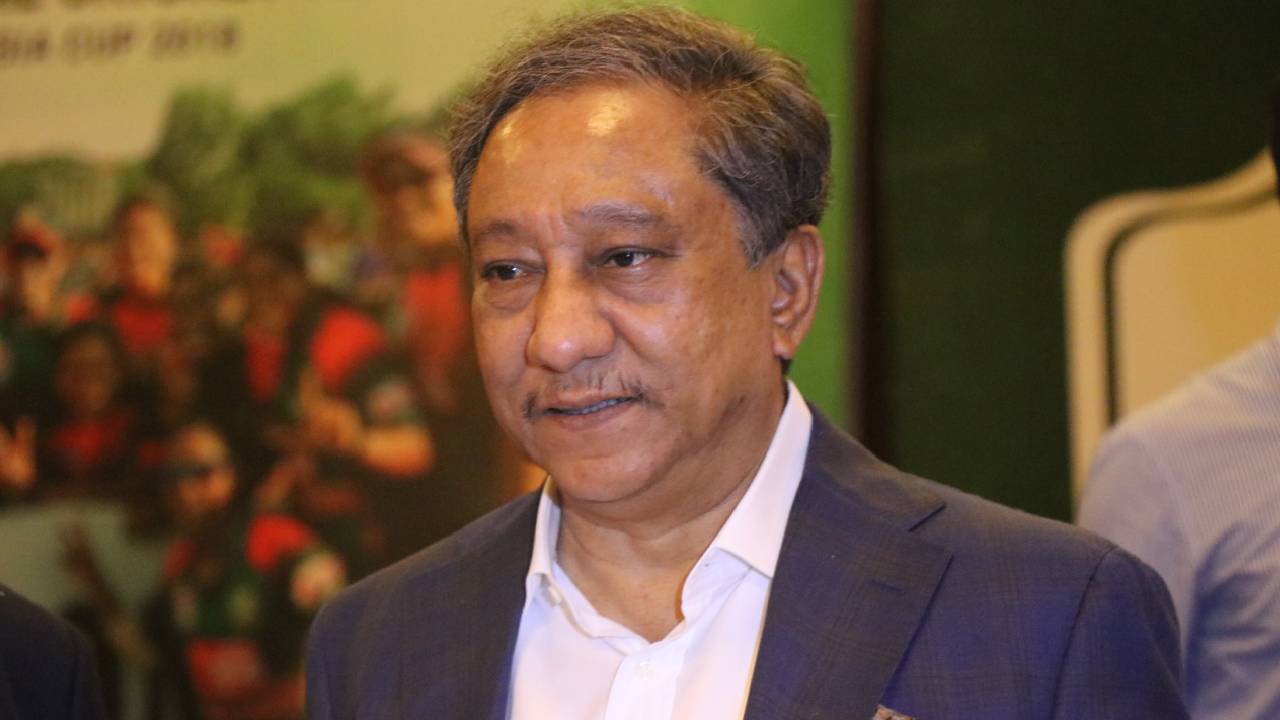 ওরা কী চায় বলুক, যখন যা চায় আমরা আছি: পাপন