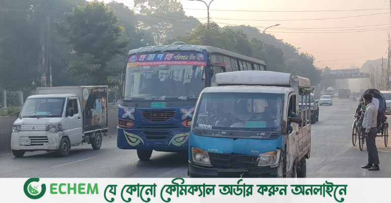 সড়কে সতর্ক অবস্থানে প্রশাসন, বেড়েছে গণপরিবহন