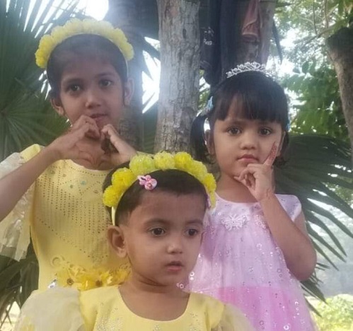 পুতুল নিয়ে খেলতে গিয়ে সাপের কামড়ে শিশুর মৃত্যু