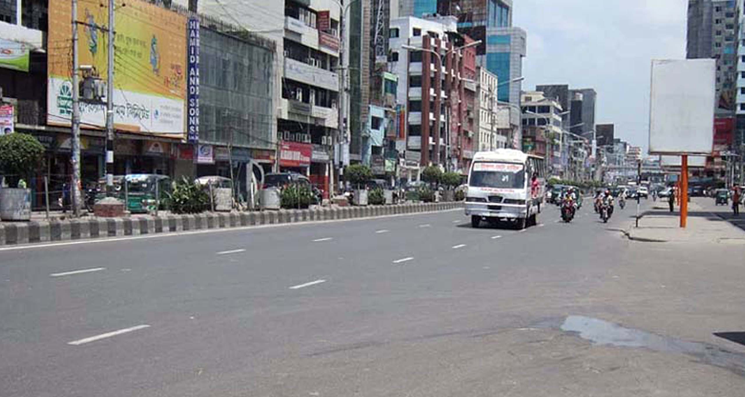 ৪৮ ঘণ্টার অবরোধ চলছে