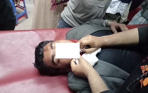 নোয়াখালী-৪ নৌকার সমর্থকদের হামলায় টিভি ক্যামেরাপার্সন আহত