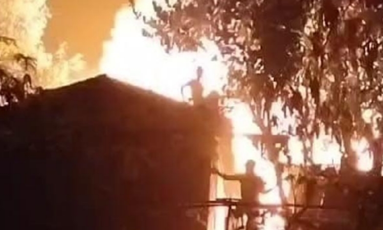 রোহিঙ্গা ক্যাম্পে আবারও আগুন