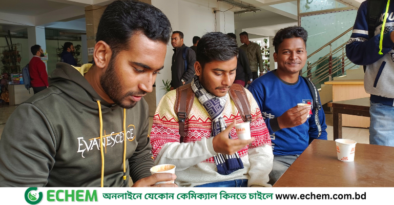 ডিআইইউ ক্যাম্পাসে জমজমাট চা আড্ডা
