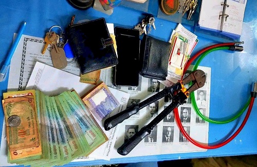 বাকৃবিতে সাইকেল চুরি করতে এসে আটক ২ কলেজ ছাত্র