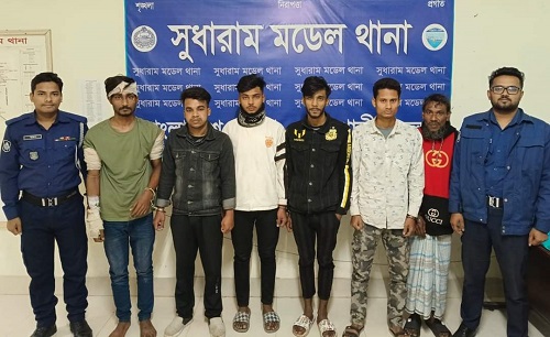 নোয়াখালীতে আধিপত্য বিস্তারে প্রবাসীকে কুপিয়ে হত্যা, আটক ৭