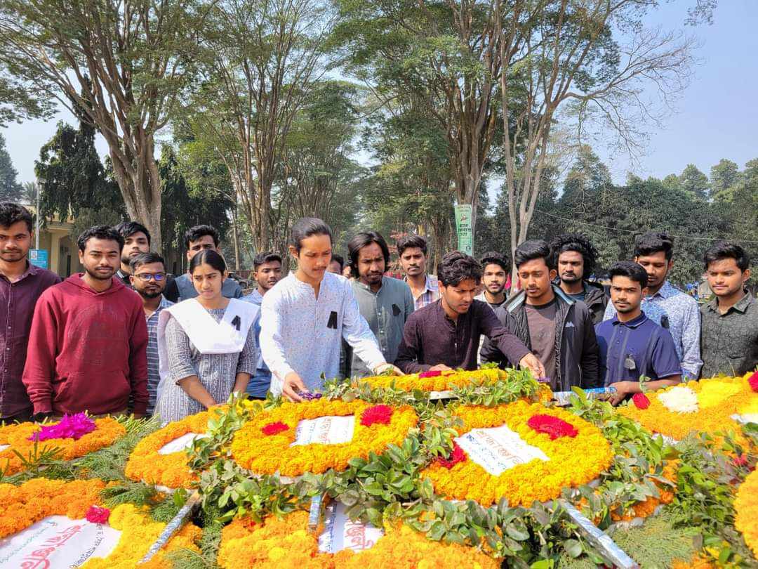 শহীদ শামসুজ্জোহার সমাধিতে রাবিসাসের শ্রদ্ধা
