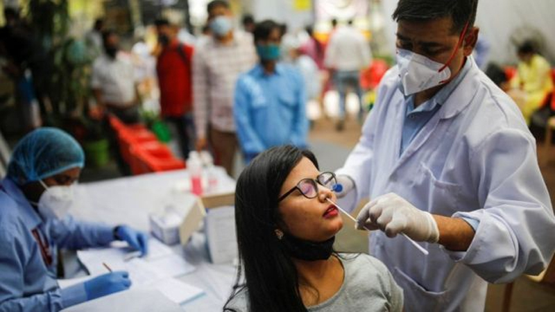আবারও বাড়ছে করোনা সংক্রমণ