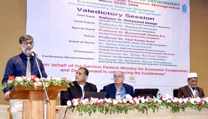 খুবিতে আন্তর্জাতিক সম্মেলন শেষে প্রকৃতি ও প্রাকৃতিক সম্পদ রক্ষায় ৭ দফা সুপারিশ