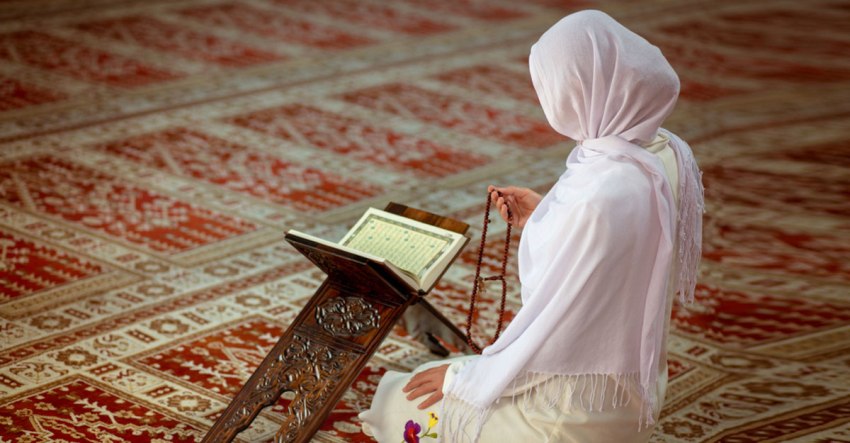 নারীদের রোজা বিষয়ক প্রয়োজনীয় বিধান