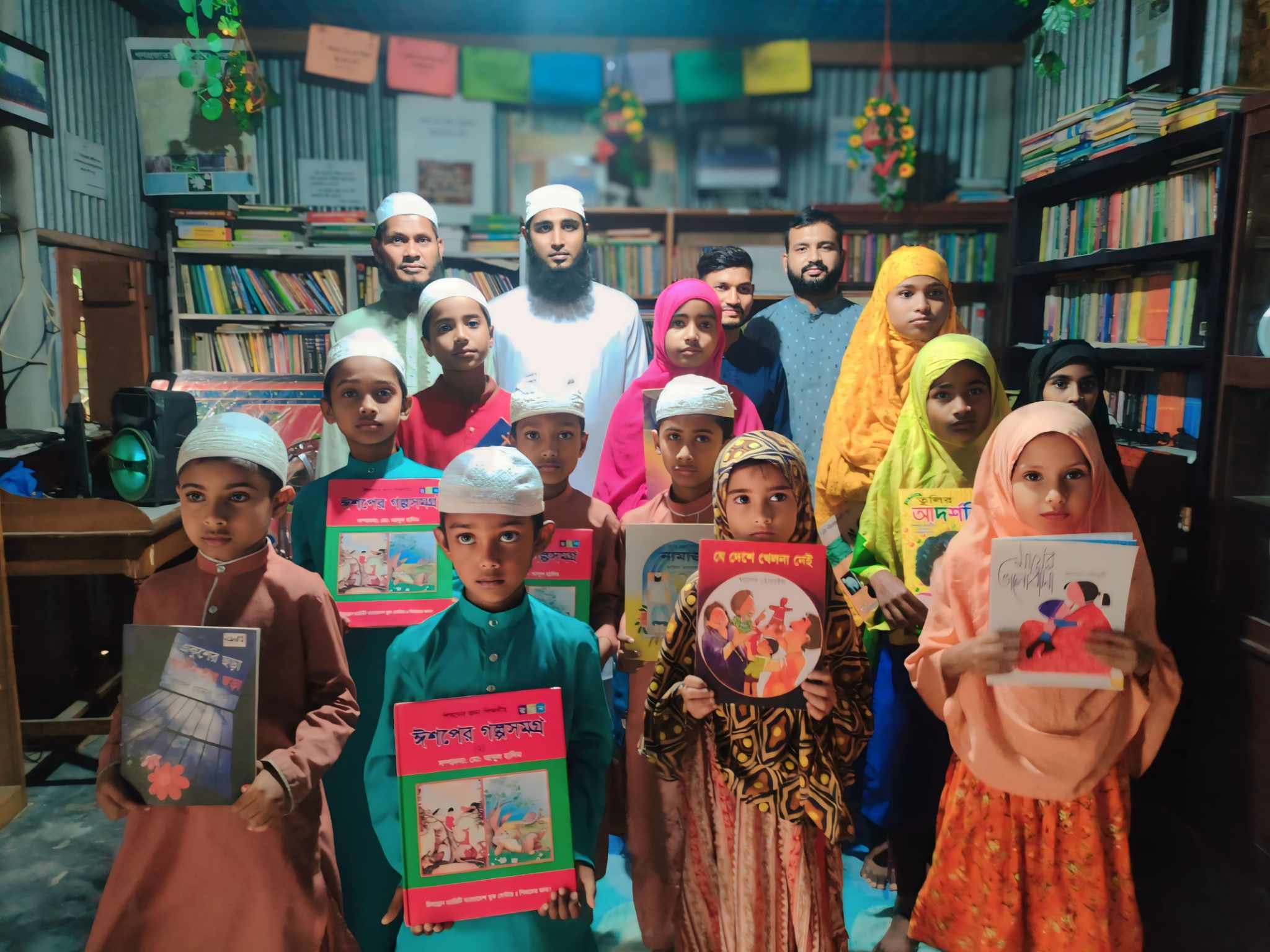 বাতিঘর আদর্শ পাঠাগারে হামদ-নাত প্রতিযোগিতা ও ইফতার মাহফিল