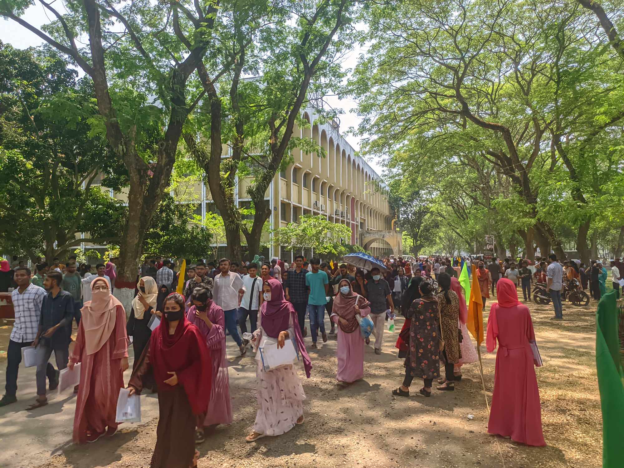 ইবিতে গুচ্ছভুক্ত ‘এ’ ইউনিটের ভর্তি পরীক্ষা সম্পন্ন, উপস্থিতি ৯১ শতাংশ