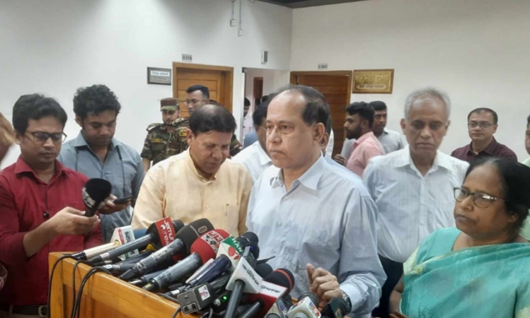 ভোট পড়েছে ৩০-৪০ শতাংশ : সিইসি