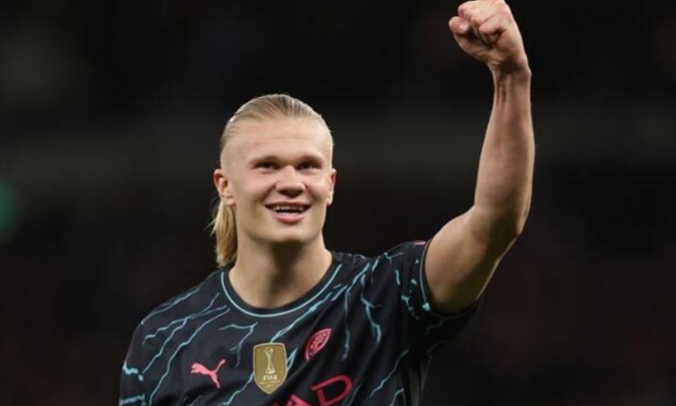 জোড়া গোল করে সিটিকে শীর্ষে তুললেন হালান্ড