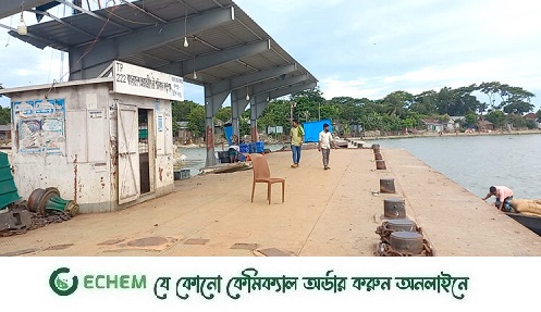 রেমালের প্রভাবে সবধরনের নৌযান চলাচল বন্ধ