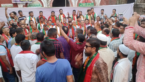 দিনাজপুরে যুবদলের সদ্য কারামুক্ত ১২৭ নেতাকর্মীকে সংবর্ধনা