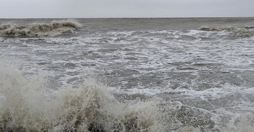 রেমালে যেসব জেলায় ১২ ফুট জলোচ্ছ্বাসে প্লাবিত হতে পারে