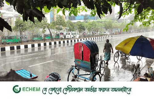 রাজধানীতে দমকা হাওয়াসহ বৃষ্টি, কর্মজীবীদের ভোগান্তি