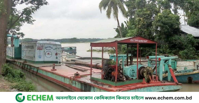 ঝালকা‌ঠি‌তে দি‌নে শুনসান নিরবতা, আঁধার নামলেই শুরু হয় বালু উত্তোলনের মহোৎসব