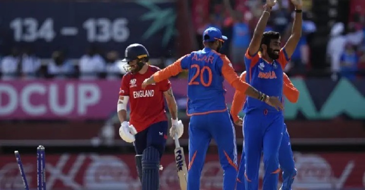 চ্যাম্পিয়নদের গুঁড়িয়ে ফাইনালে ভারত