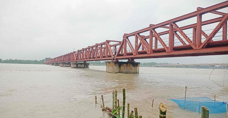 তিস্তার পানি বিপৎসীমার ওপরে, নিম্নাঞ্চল প্লাবিত