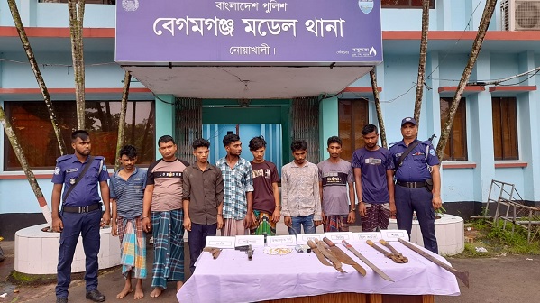 অটোরিকশা চালানোর আড়ালে ডাকাতি, আগ্নেয়াস্ত্রসহ ৭ ডাকাত গ্রেপ্তার