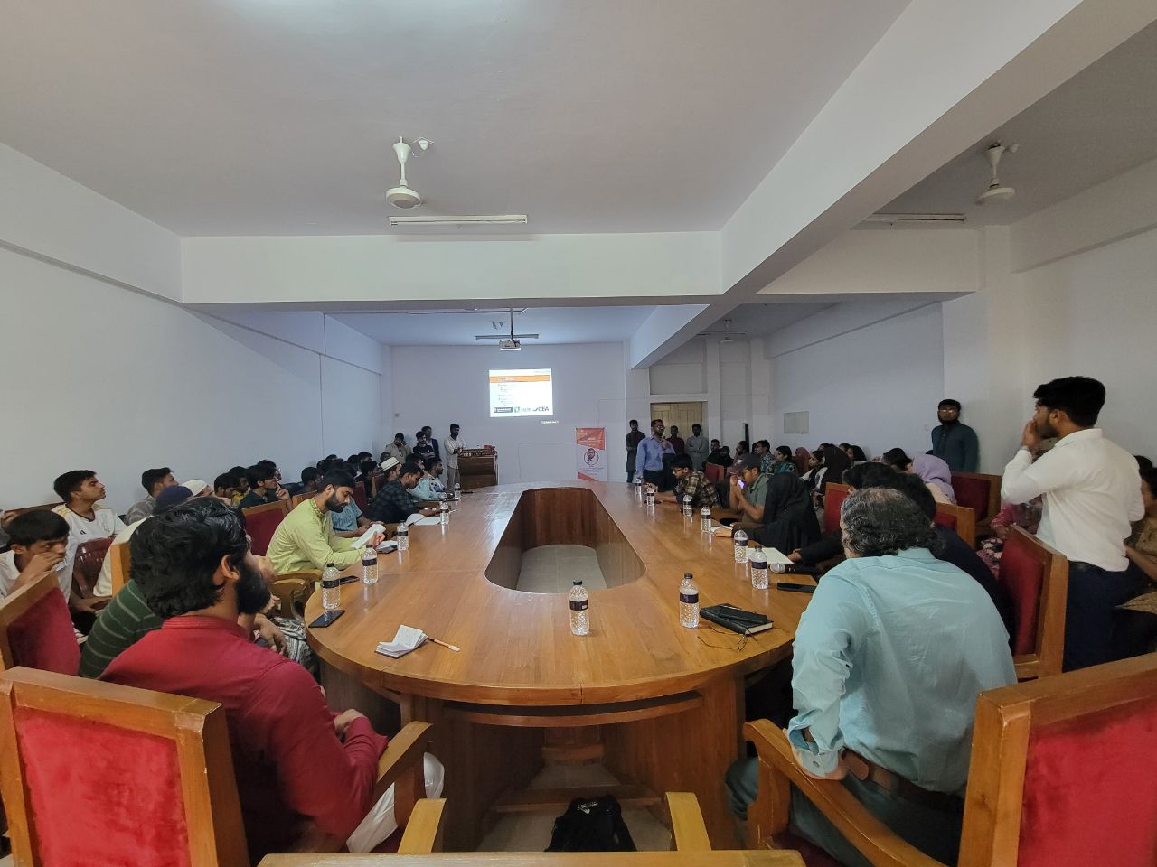 চবিতে মার্কিন যুক্তরাষ্ট্রে উচ্চ শিক্ষা শীর্ষক সেমিনার অনুষ্ঠিত