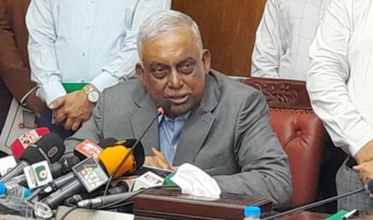 কারফিউ তুলতে সবাইকে একটু অপেক্ষা করতে হবে