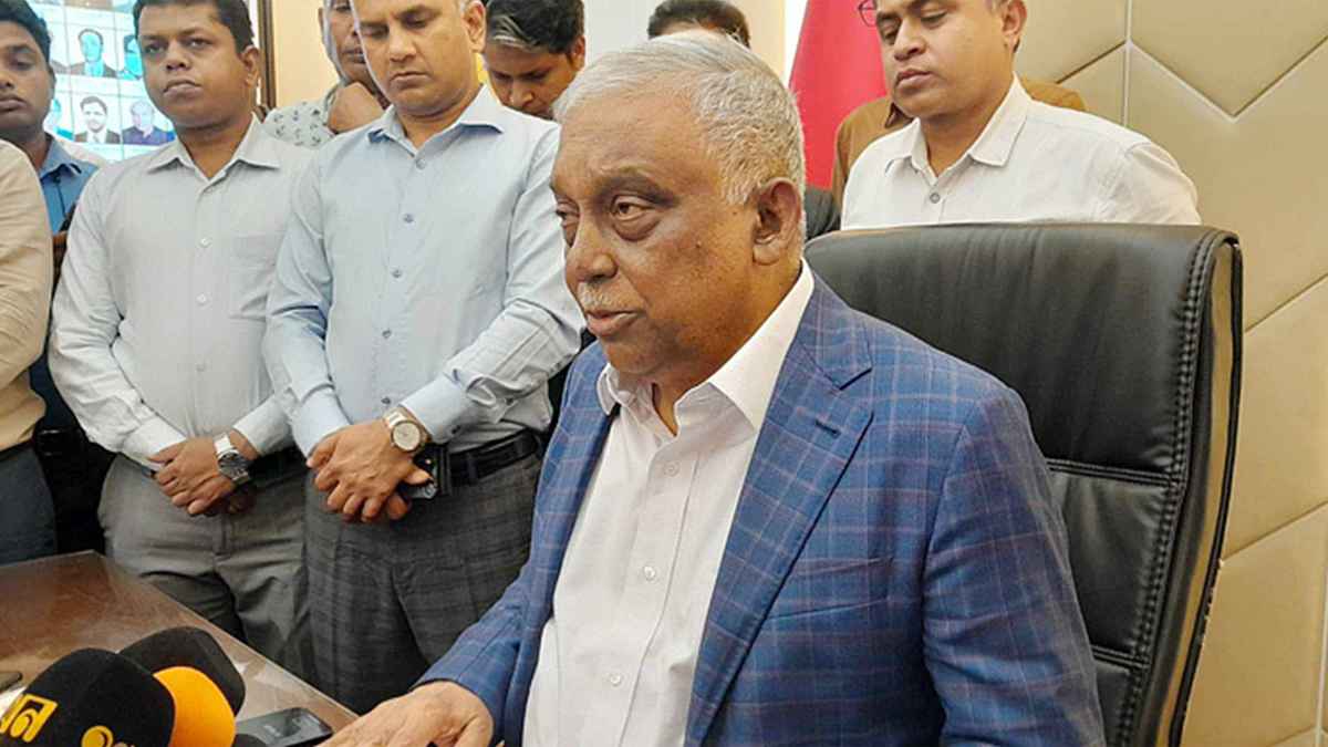 শিগগির কারফিউ প্রত্যাহার, আর্মিও ব্যারাকে ফিরবে: স্বরাষ্ট্রমন্ত্রী