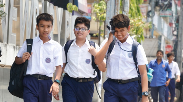 একমাস পর পুরোদমে খুললো শিক্ষাপ্রতিষ্ঠান