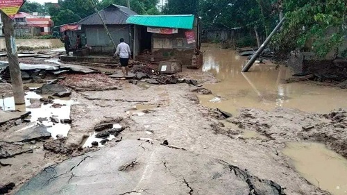 বন্যা পরিস্থিতির উন্নতি, দুর্ভোগ কমেনি বানভাসিদের