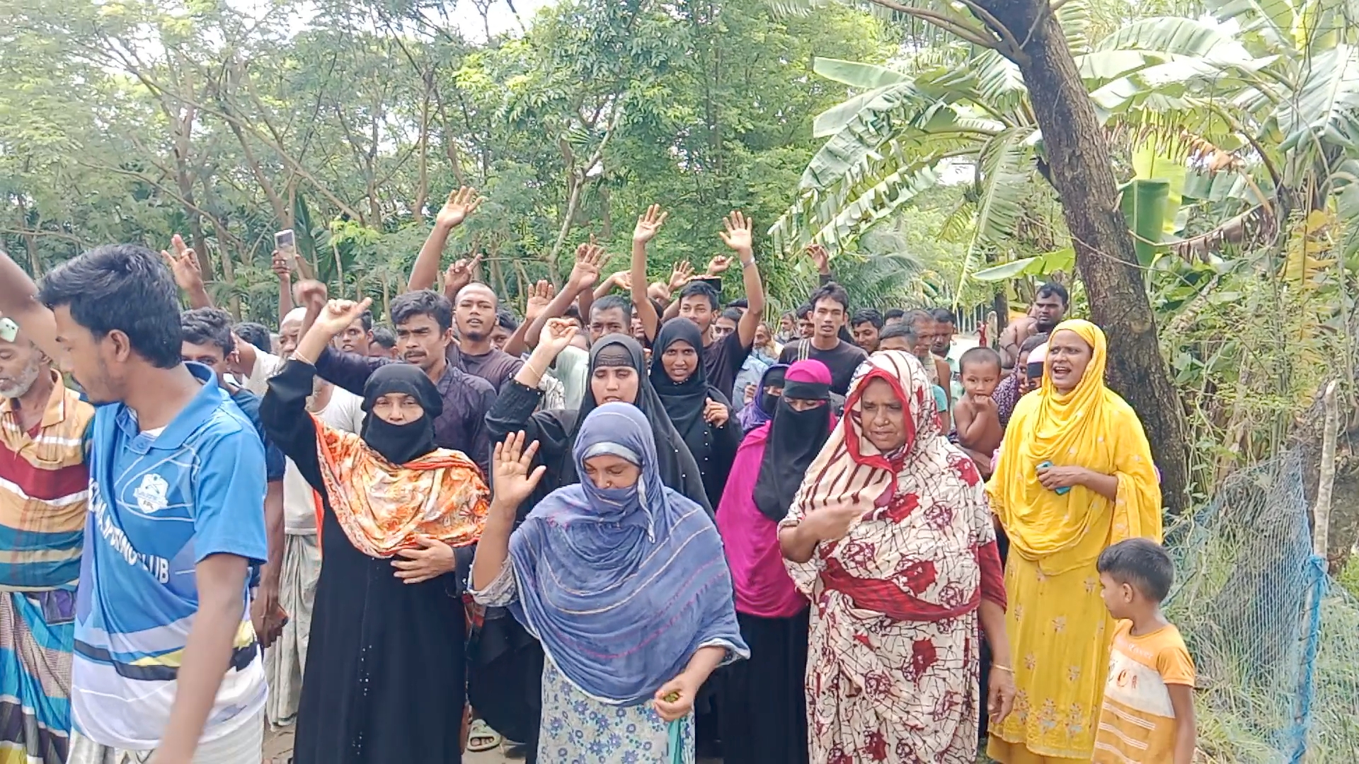 ভাইকে হত্যার লোমহর্ষক বর্ণনা দিলেন প্রত্যাক্ষদর্শী বোন