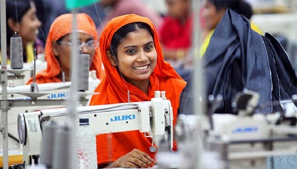 অর্থবছরের প্রথম মাসে পোশাক রপ্তানি বেড়েছে ২.৮৮ শতাংশ