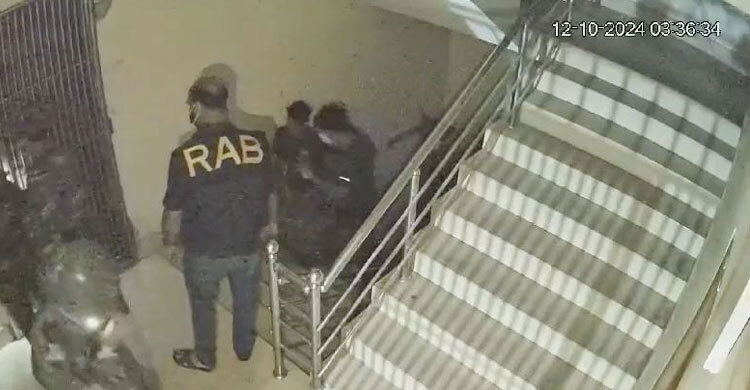 সেনা ও র‍্যাবের পোশাক পরে ডাকাতি: ৬ জনকে রিমান্ডে নিতে আবেদন