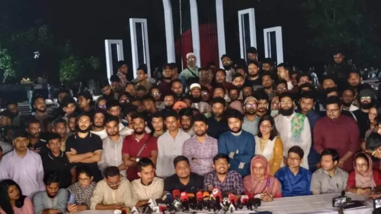 কিছু রাজনৈতিক দল রাষ্ট্রপতি অপসারণের বিরোধিতা করছে