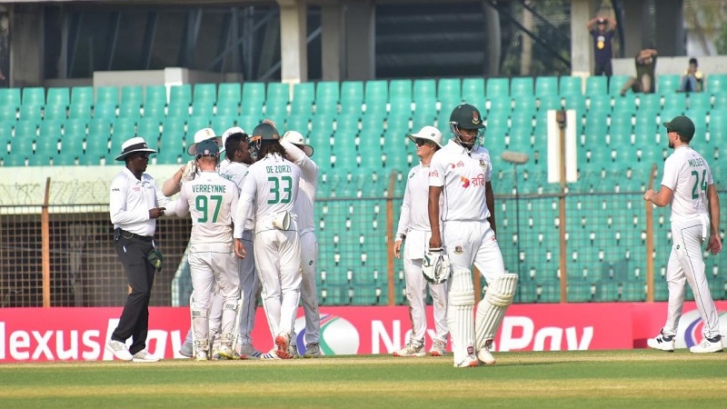 ইনিংস ও ২৭৩ রানের বিশাল ব্যবধানে হারল বাংলাদেশ