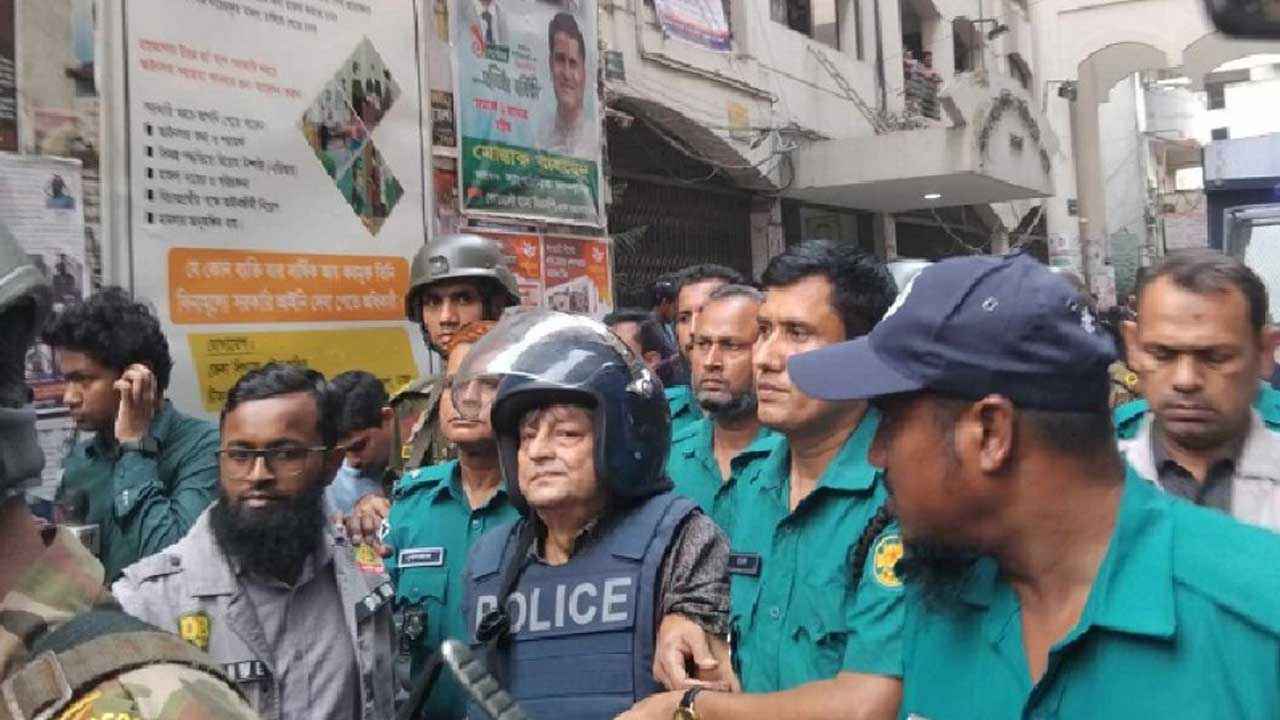 সাবেক মন্ত্রী উবায়দুল মোকতাদির ৫ দিনের রিমান্ডে