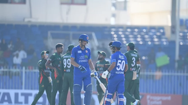 ব্যাটিংয়ে বাংলাদেশ, সমতা আনতে জিততেই হবে