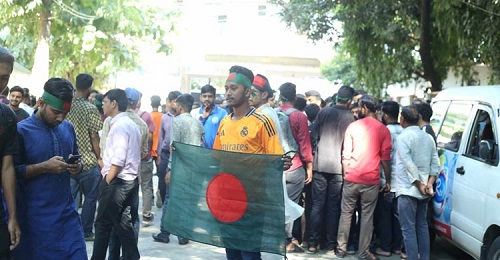 তিতুমীর কলেজ: ক্যাম্পাসেই অবস্থান শিক্ষার্থীদের