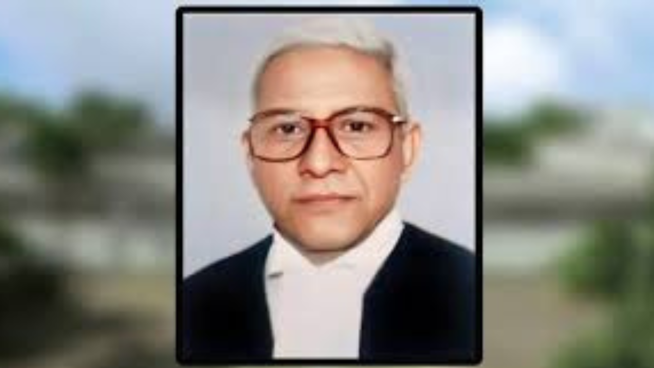 সাবেক প্রধান বিচারপতির মৃত্যু: আজ সুপ্রিম কোর্টের বিচারকাজ বন্ধ