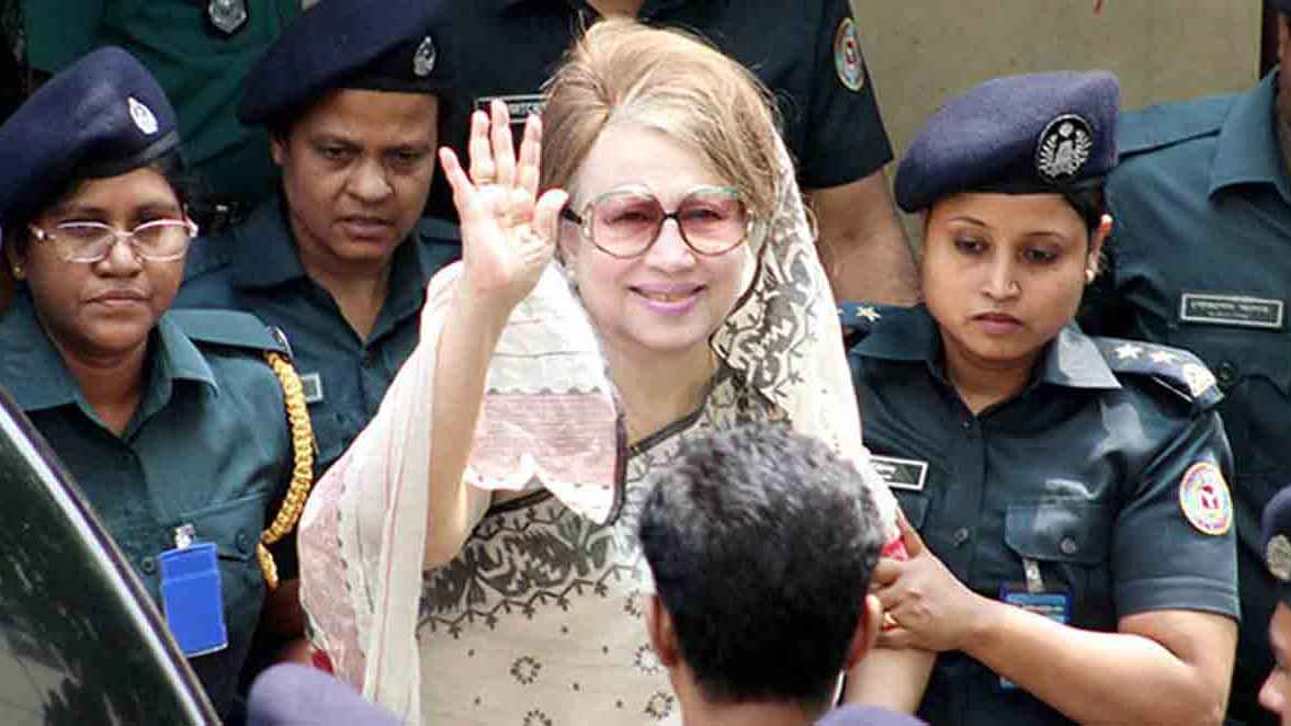 কয়লাখনি দুর্নীতি মামলা থেকে খালেদা জিয়াসহ তিনজনকে খালাস