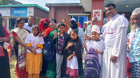 মোংলায় কারিতাস'র আয়োজনে আন্তর্জাতিক ও জাতীয় প্রতিবন্ধী দিবস পালিত