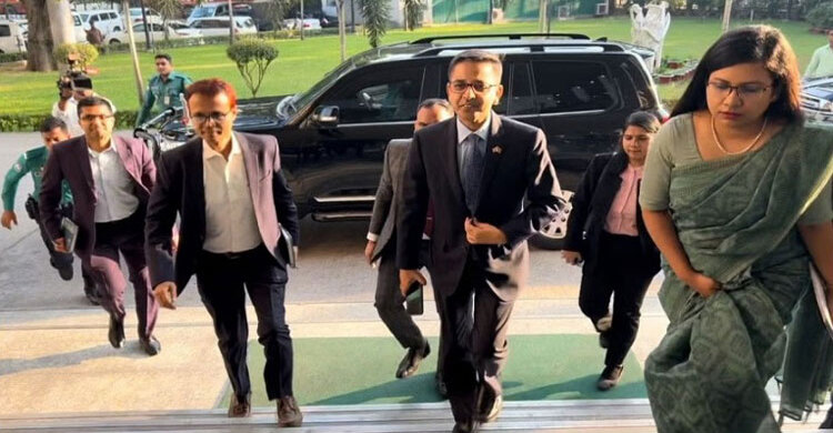 একটি ঘটনাকে কেন্দ্র করে সম্পর্ক আটকে থাকবে না: ভারতীয় হাইকমিশনার