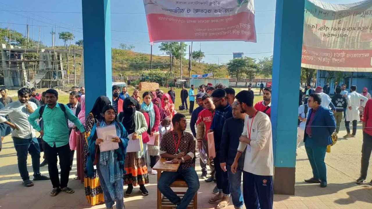 সিকৃবিতে প্রথমদিনের ভর্তি কার্যক্রম শেষে আসন ফাঁকা ২২৪ টি