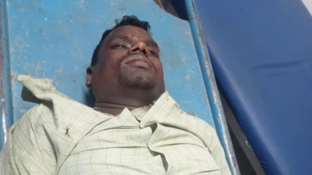 কুড়িগ্রামে পিক-আপের ধাক্কায় মোটরসাইকেল চালকের মৃত্যু, আহত ১