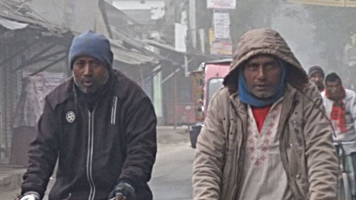 শীতে কাহিল কুড়িগ্রামের মানুষ, তাপমাত্রা নেমেছে ১২ ডিগ্রিতে