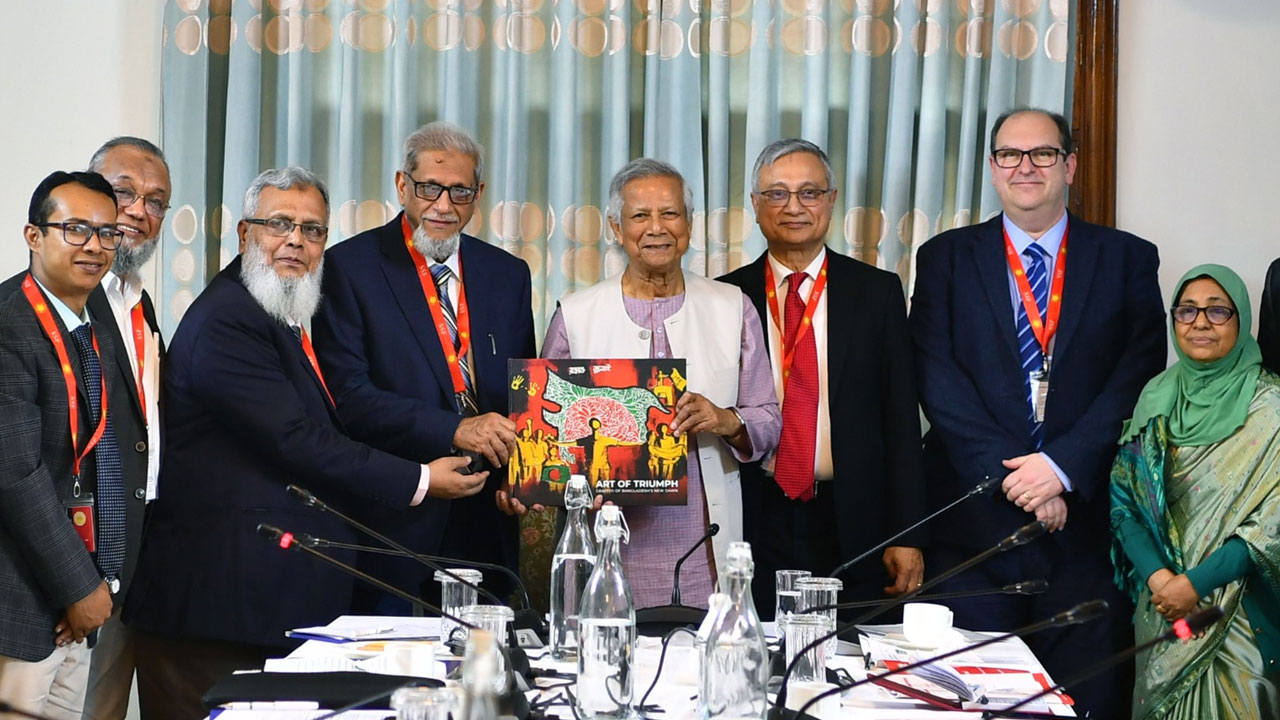 ভারত-পাকিস্তানের কিছু ইস্যুর কারণে সার্ক সক্রিয় হচ্ছে না: প্রধান উপদেষ্টা