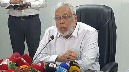 এক মাসে সেবার মান না বাড়লে বিআরটিএর বিরুদ্ধে ব্যবস্থা: ফাওজুল কবির