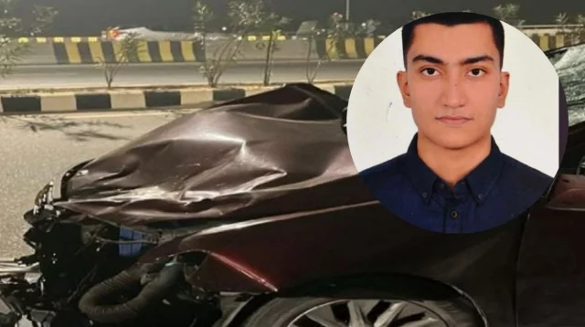 ৩০০ ফিট সড়কে প্রাইভেটকারের ধাক্কায় বুয়েট শিক্ষার্থী নিহত, আহত ২