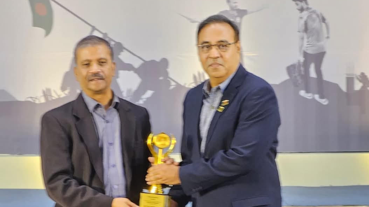 মালদ্বীপ প্রবাসী বাংলাদেশী উদ্যোক্তা আহমেদ মোত্তাকি পেল সি আই পি সম্মাননা